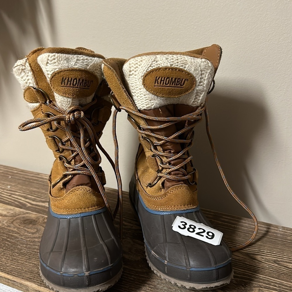Khombu water boots size 6m preowned - Picture 4 of 8